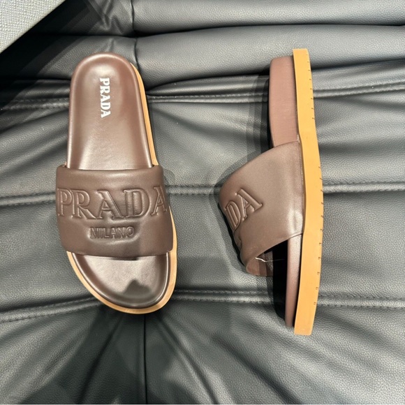Prada women's casual slippers - Picture 4 of 5